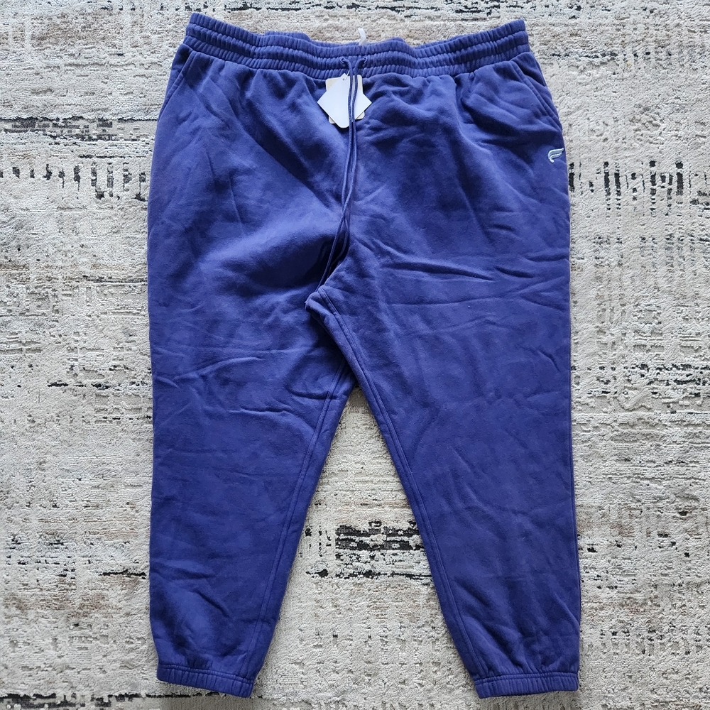 Fabletics Forever Fleece Go To Sweatpants - Picture 3 of 5